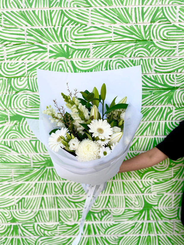 Designer’s Choice White Bouquet